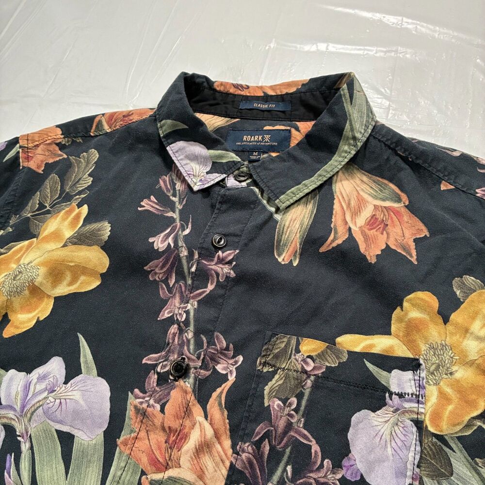 Roark Journey Classic Fit Hawaiian Shirt Mens M Floral Short Sleeve Button Up